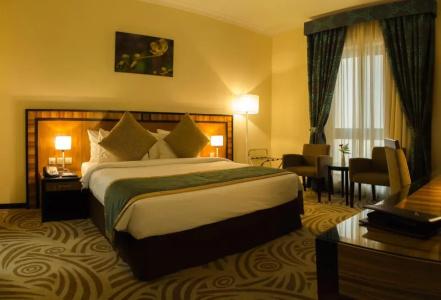 Al Majaz Premiere Apartment - 24