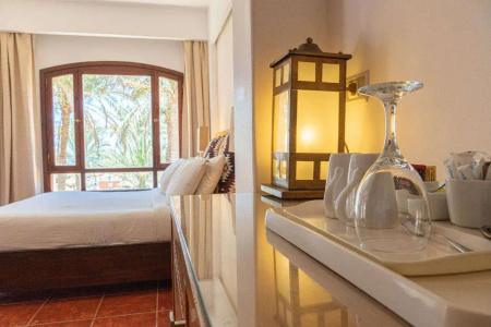 Tamra Beach Resort - 41