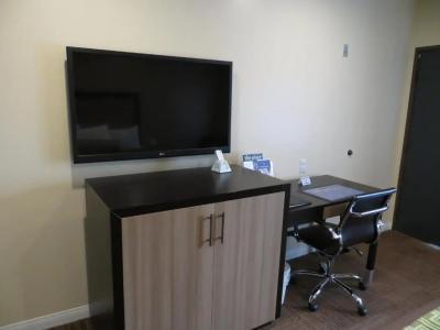 Best Western Plus Glendale - 26