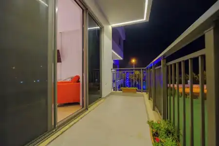 Eden Nest Exclusive Apart - 63