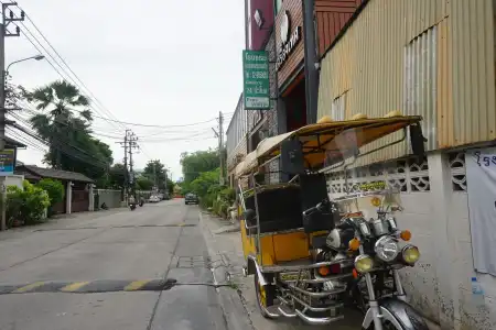 Bangkok Travel Suites - 19