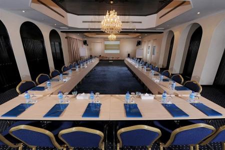 Novotel Bahrain Al Dana Resort - 19