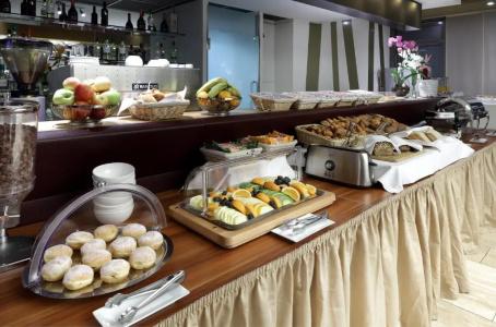 Eurostars Embassy - 13