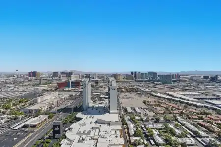 Beautiful Palms Place Suite - 99