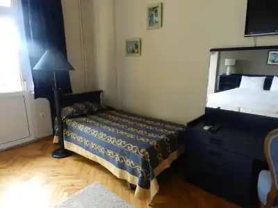 Berk Guesthouse - 'Grandma's House' - 22