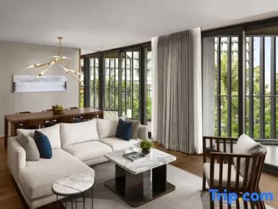 Shilla Monogram Danang - 51