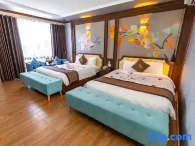 Jade Scene - 27