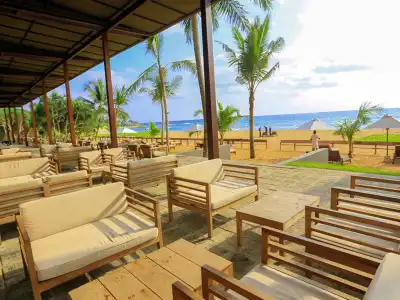Pandanus Beach Resort & Spa Resort - 19