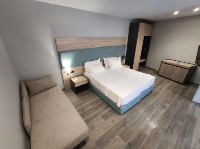 Saranda International - 30