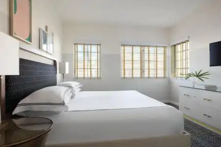 Kimpton Surfcomber by IHG - 48