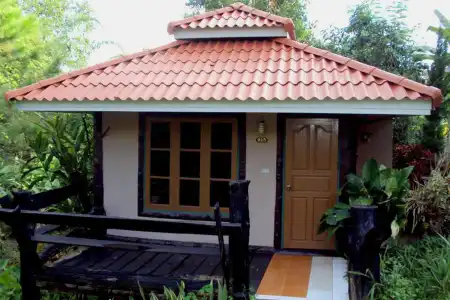 Baan Phuthadol - 11