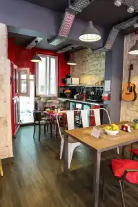 Avalon Cosy Paris Gare du Nord - 16