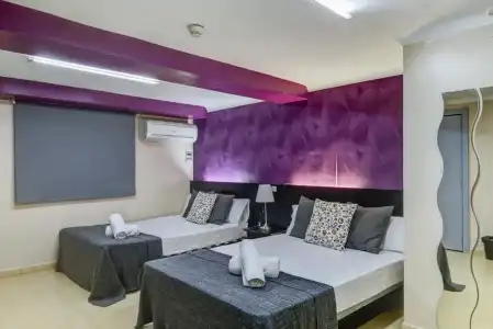 Sun & Moon Hostel - 48