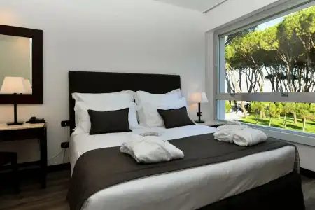 Bellevue & Resort - 165