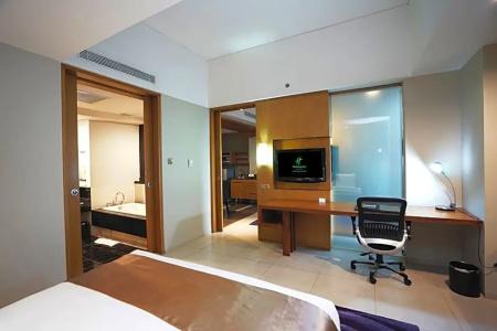 Holiday Inn Bandung Pasteur by IHG - 113