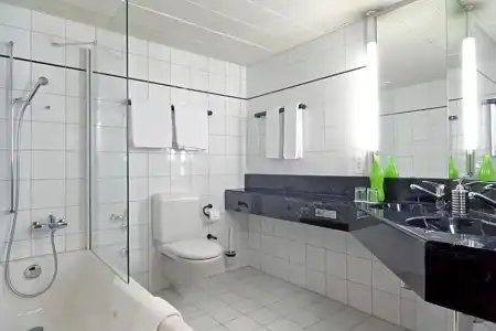 Ramada by Wyndham Baden du Parc - 53