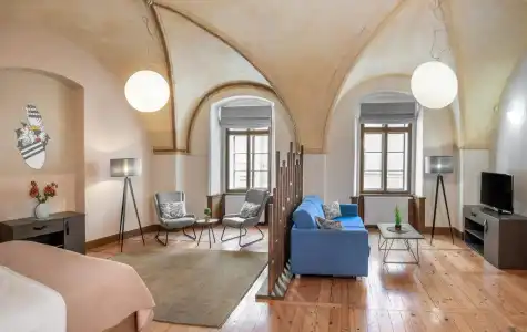 3 Epoques Apartments by Adrez Living - 16