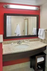 Courtyard by Marriott Washington, DC/Foggy Bottom - 45