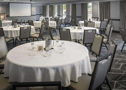 The Madison Concourse - 24