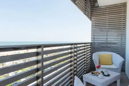 Kiss Beachfront & Restaurant - 169