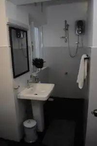 Riverdale Breeze - 7