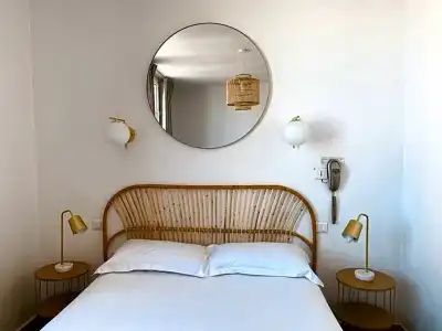 Hôtel Ambassadeurs - 58