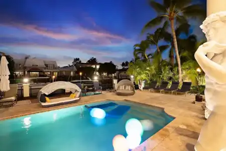 Luxury Home Villa D' Amore Southern Florida Paradise Sleeps 10 5 Bedroom Villa by RedAwning - 22
