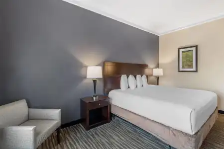 Best Western Augusta West - 63