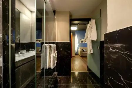 Play Seaport Suite Tlv - 39