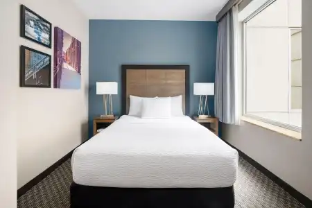 La Quinta Inn & Suites by Wyndham Chicago Downtown - 29