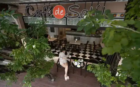 La Petite Salil Sukhumvit 8 - 27