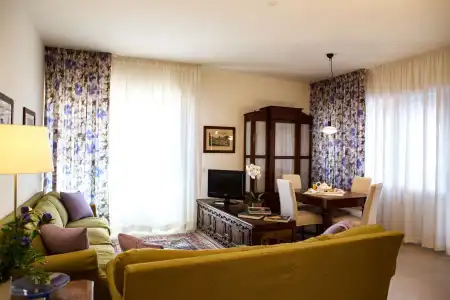 Marbela Apartments & Suites - 45