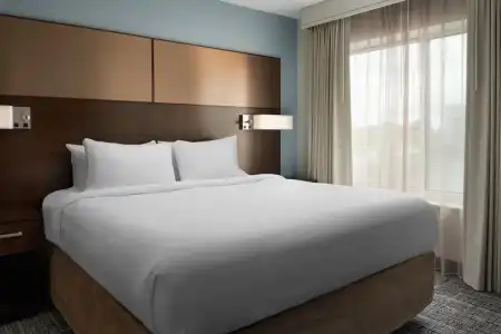 Residence Inn Green Bay Downtown - 40