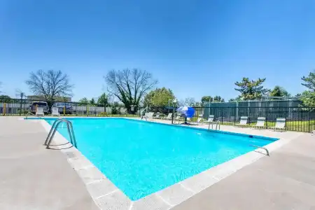 Red Roof Inn Baltimore - 14