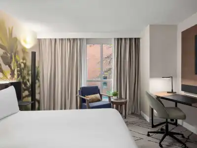 Novotel Toronto Centre - 32