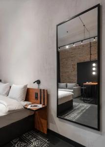 Globe Runner Rooms & Dorms - 106