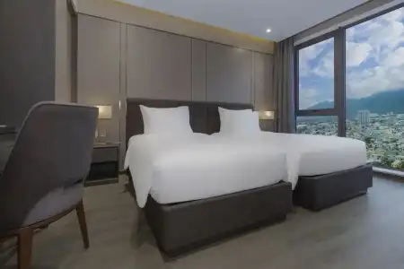 Le Sands Oceanfront Danang - 84