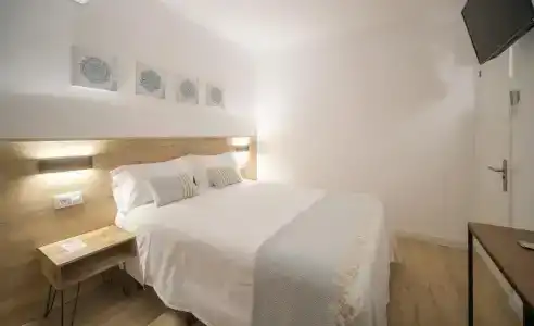 Hostal Menurka - 30