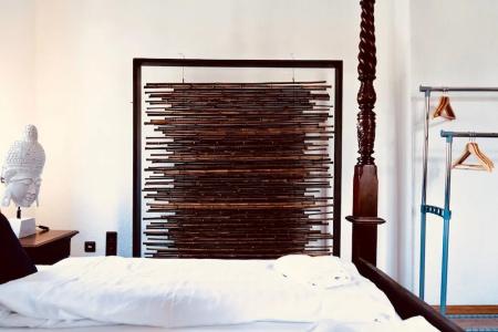 Nest - 48