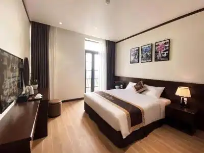 Elysinam Boutique - 3
