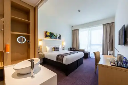 Premier Inn Dubai Dragon Mart - 28