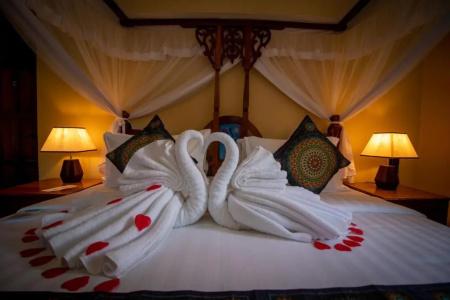 Sunny Palms Beach Bungalows - 5