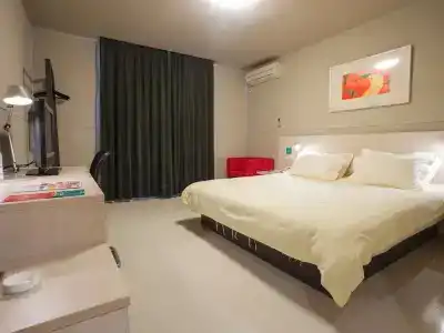 Jinjiang Inn - 3
