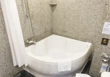 Majestic Suites - 8