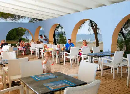 Domes Aulus Zante, Autograph Collection - 37