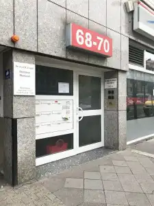 Mike's Four - Hostel - 0
