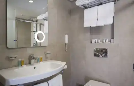 Bio Suites - 85