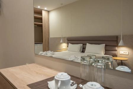 Papillon - 33