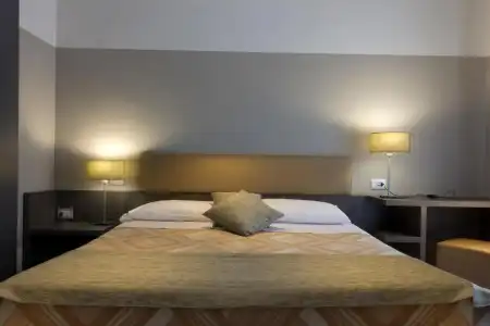 Désirée by Double Hospitality - 4