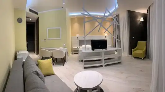 Pierina - 56